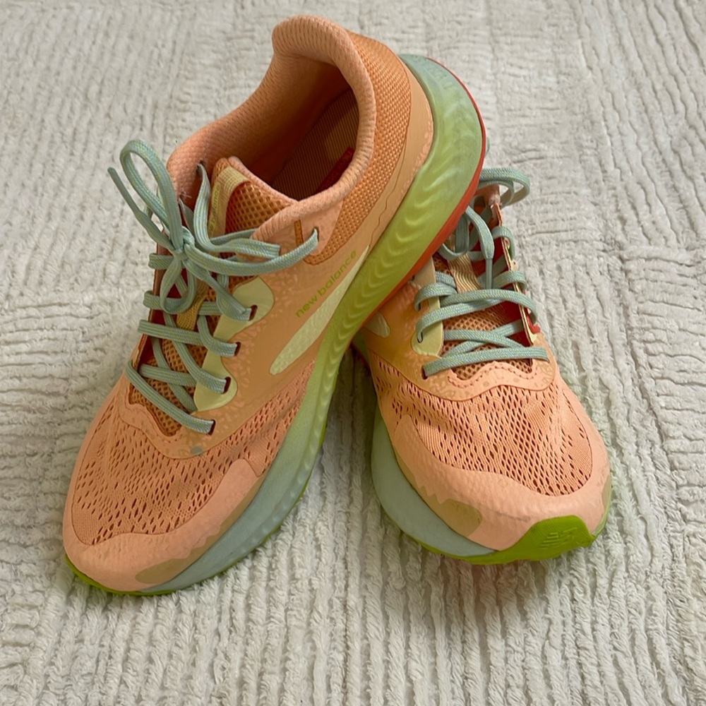 Peach, new balance, running shoes. Size 8.